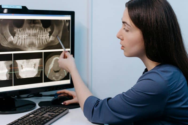 How to Identify Red Flags When Buying a Dental Practice - Buccal Up Dental How to Identify Red Flags When Buying a Dental Practice