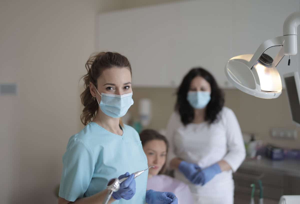 How to Build a Strong Dental Team That Attracts Buyers